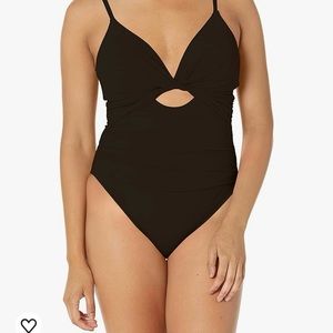 La Blanca Women's Standard Island Goddess Twist Keyhole One Piece Swimsuit